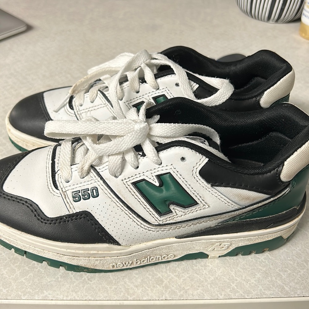 New Balance 550